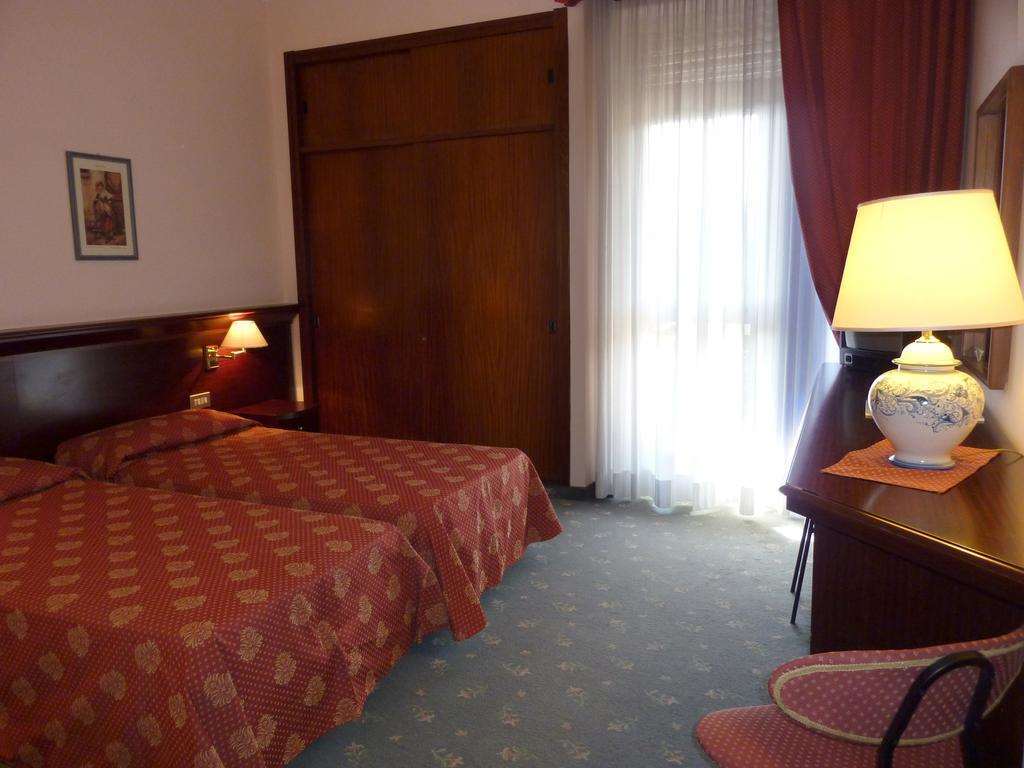 Hotel Torretta Montecatini Terme Room photo